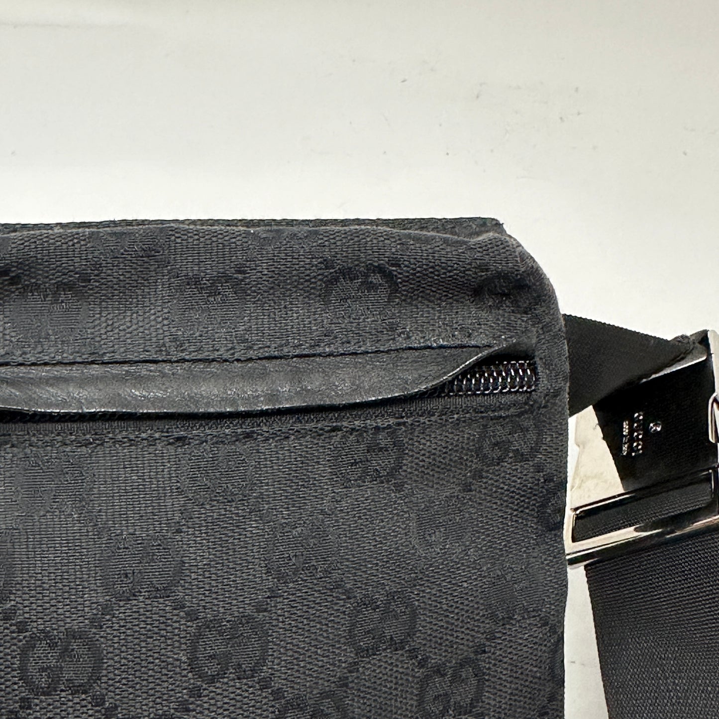 GUCCI DOUBLE BELT BAG GG CANVAS BLACK