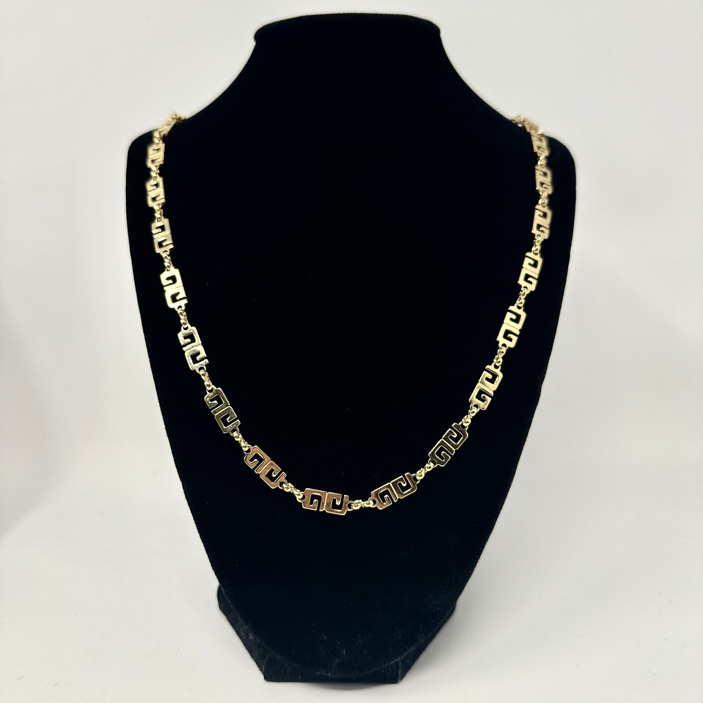 VINTAGE GIVENCHY G GOLD TONE 24" CHAIN NECKLACE