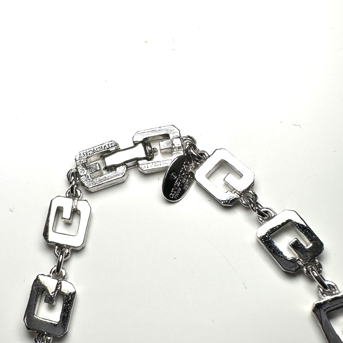 VINTAGE GIVENCHY G SILVER TONE 15" CHOKER NECKLACE