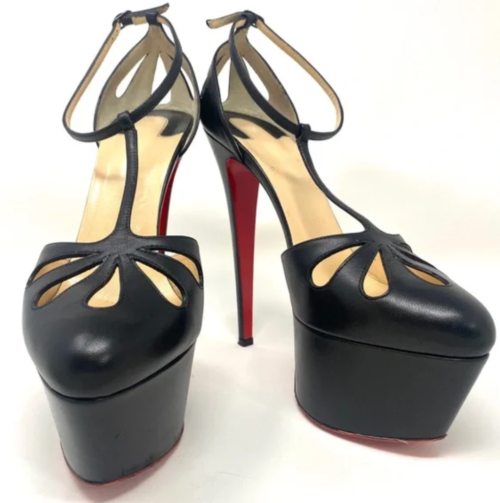 CHRISTIAN LOUBOUTIN BLACK HEELS 39.5