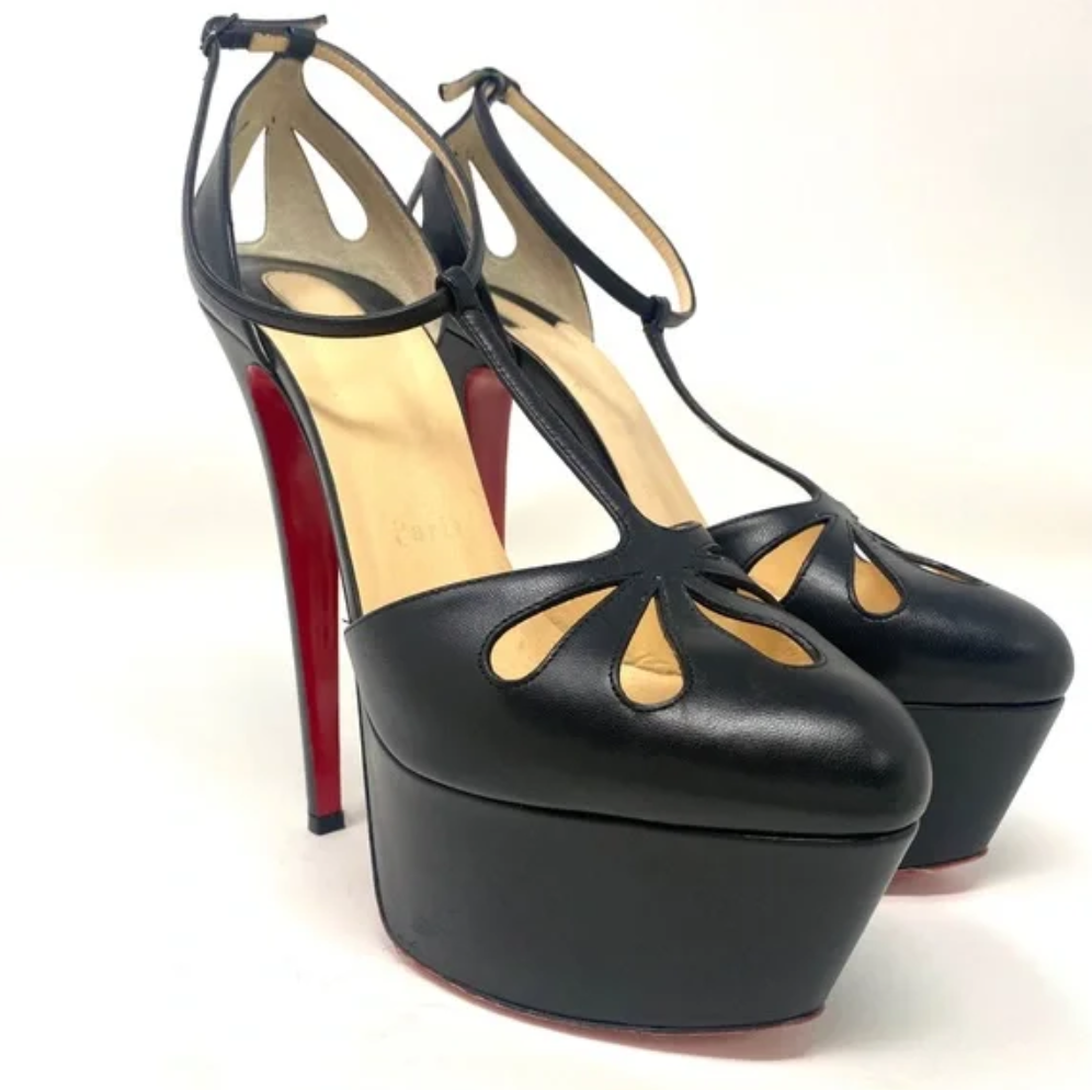 CHRISTIAN LOUBOUTIN BLACK HEELS 39.5