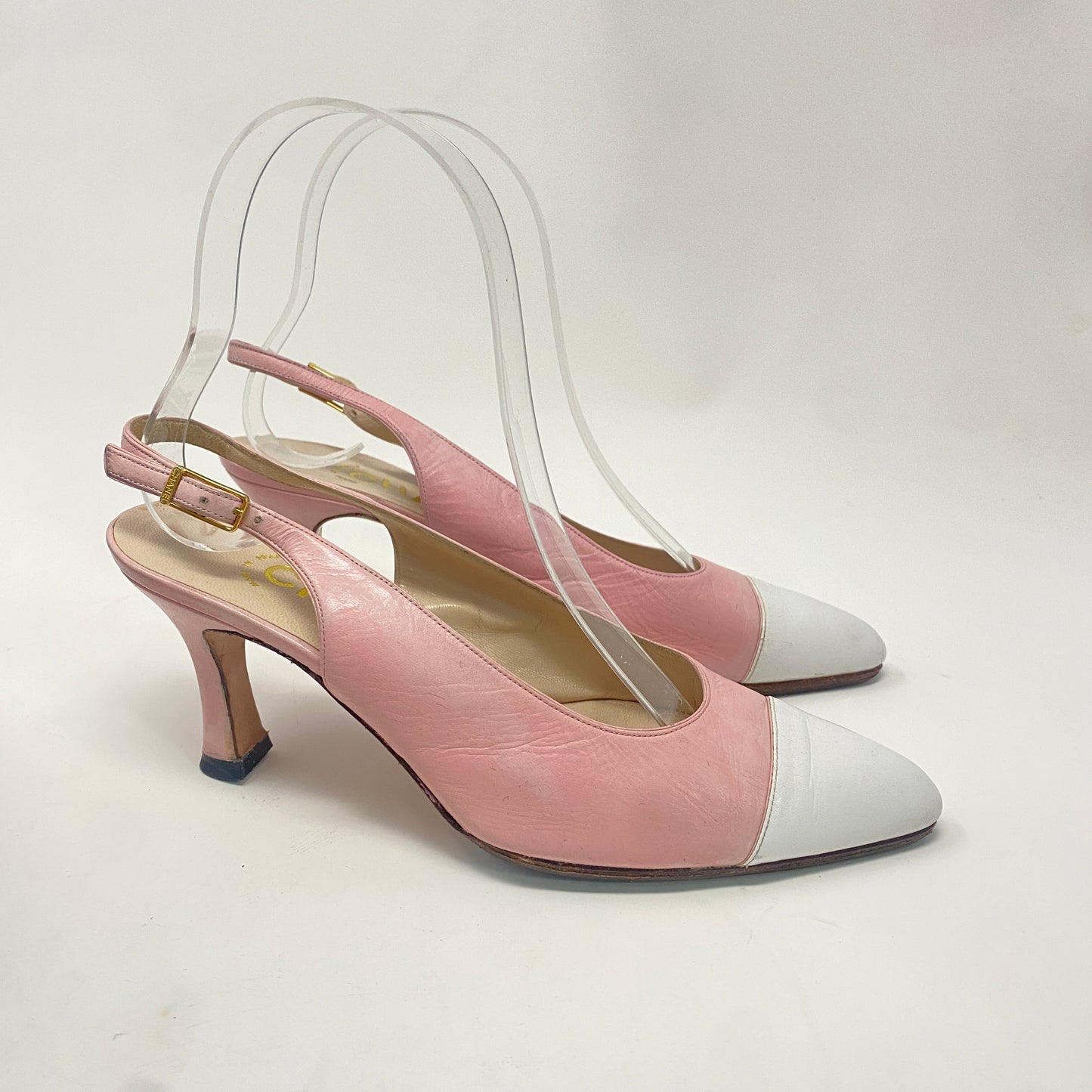 CHANEL VINTAGE PINK HEELS 35.5