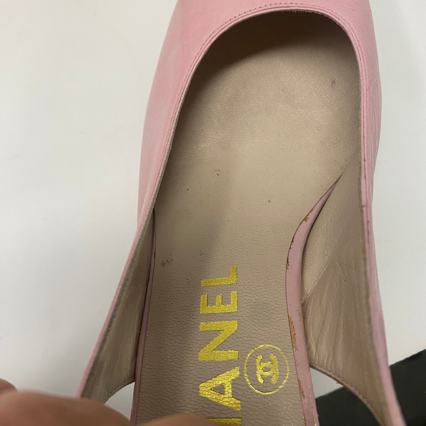 CHANEL VINTAGE PINK HEELS 35.5